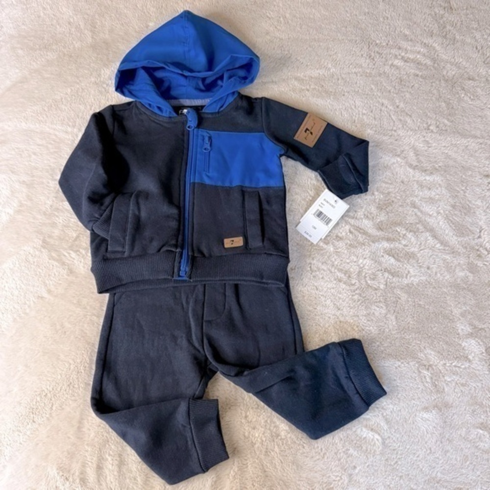 NWT  7 for all Mankind baby boys size 12 months two piece set